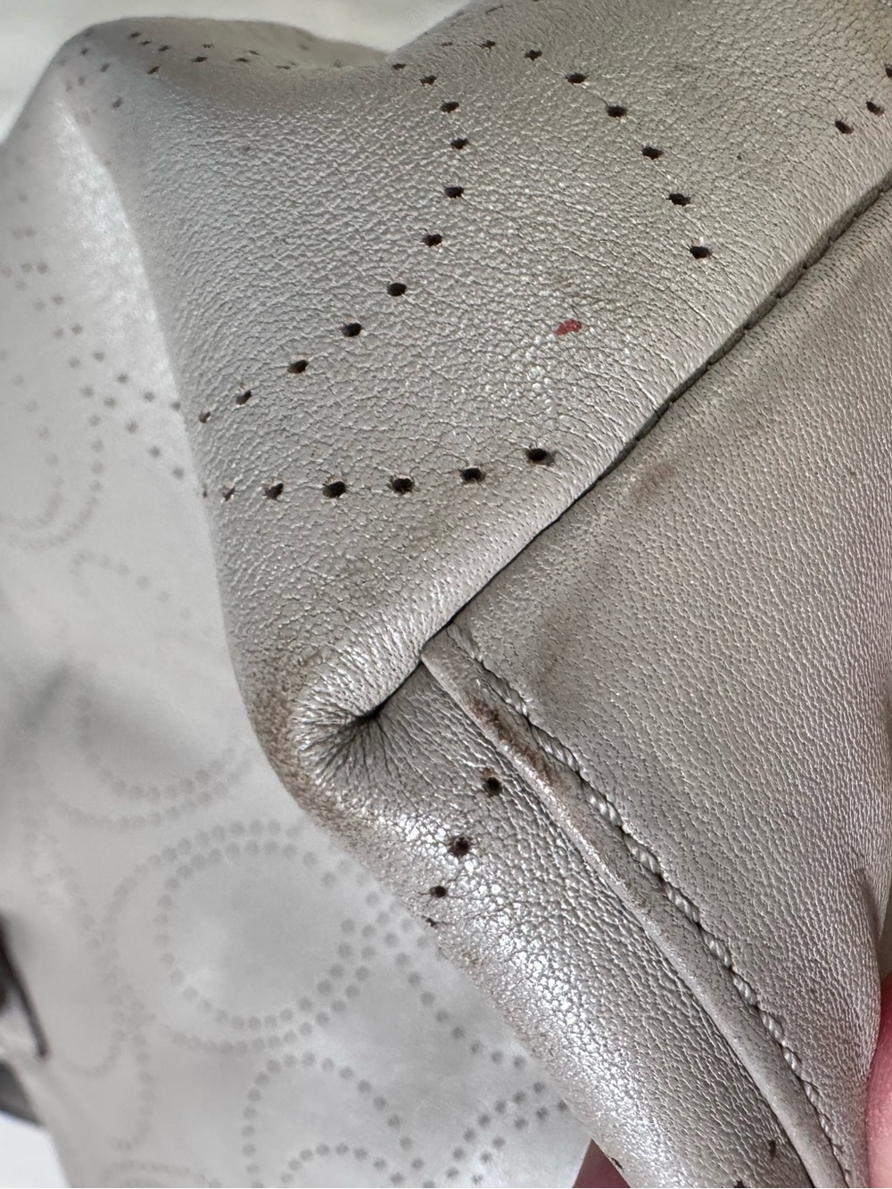 Coach Carly F16598 Pearlized Gray Perforated Signature Leather Tote Carryall Bag - Picture 9 of 16